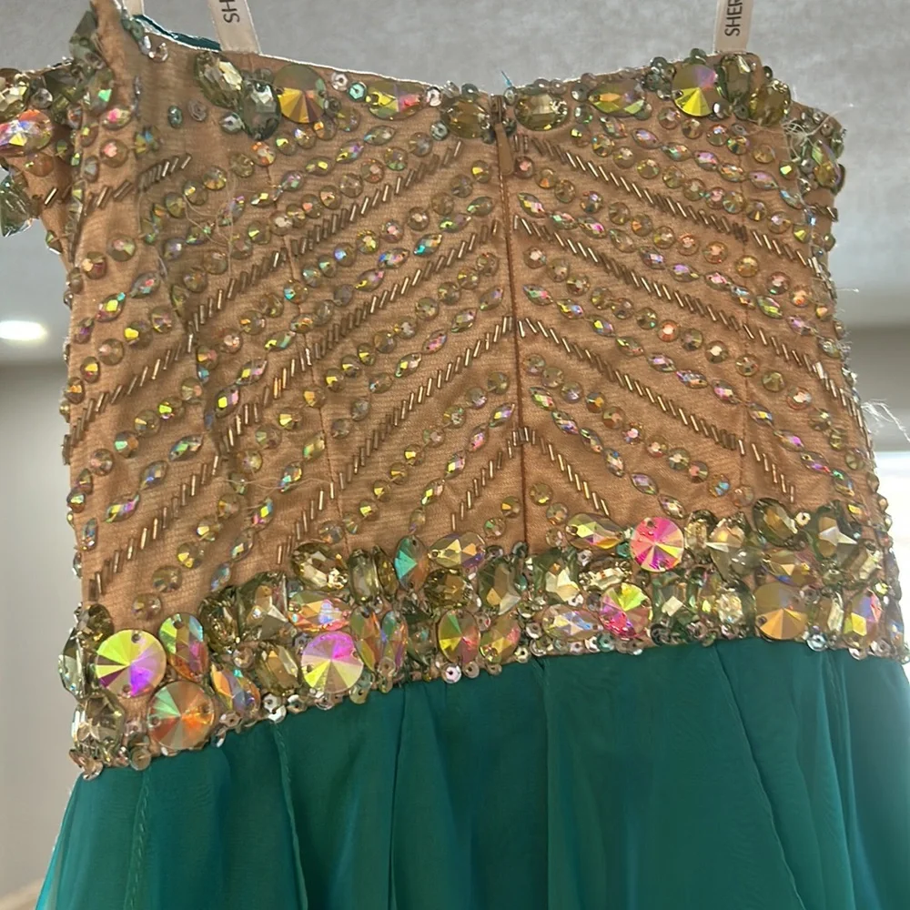 Sherri Hill Short Party Dress - Picture 4 of 16